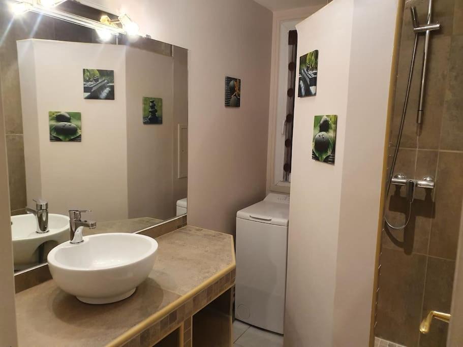 Ecully, Appartement Au Calme De 50M². Écully Exterior foto